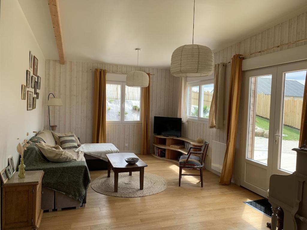 Charmante Maison De Campagne En Pierres Et Bois Sartilly-Baie-Bocage Esterno foto